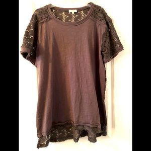 Women’s Umgee medium greyish/brown tunic with lace